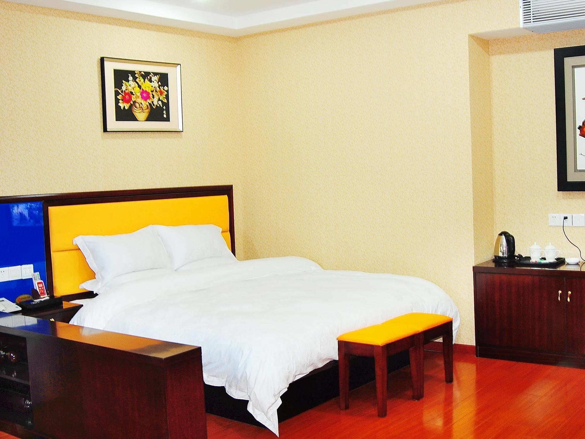 Guangzhou Haiyue Hotel Экстерьер фото